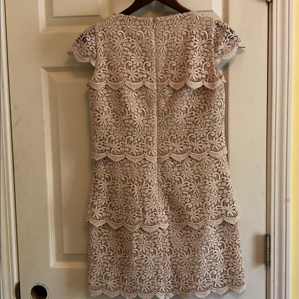 Eliza J lace layered cap sleeve dress size 4P - Picture 4 of 5